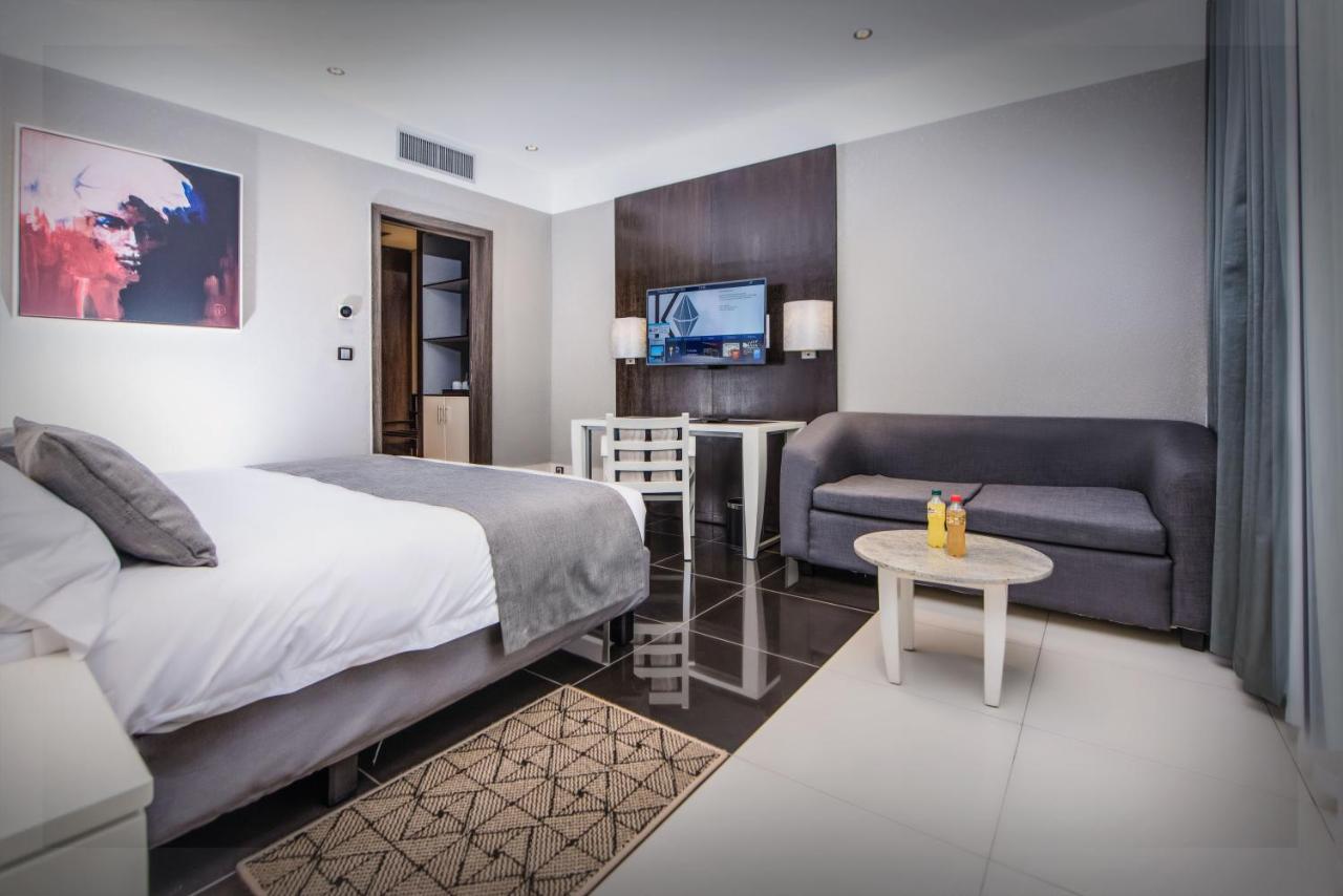Krystal Palace Douala Ngoại thất bức ảnh